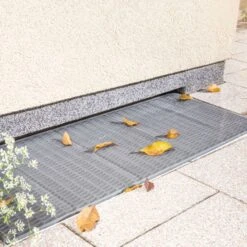 Windhager Lichtschachtabdeckung Gewebe Insektenschutz -Baustoffe Geschäft 03660 lichtschacht abdeckung gewebe produkt 2