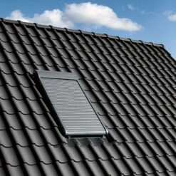 VELUX Aktionsfenster Elektro Klapp-Schwing-Fenster INTEGRA® GPU 007021 Kunststoff Weiß Alu THERMO Dachfenster Aktionspaket -Baustoffe Geschäft emotionsbildelektrorolladen502251 01 xxl 1