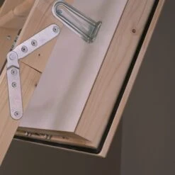 Minka Bodentreppe Polar Extrem, U-Wert 0,59 Dachbodentreppe 8 Minka Bodentreppe Polar Extrem, U-Wert 0,59 Dachbodentreppe -Baustoffe Geschäft polar extrem detail deckel dsc8390