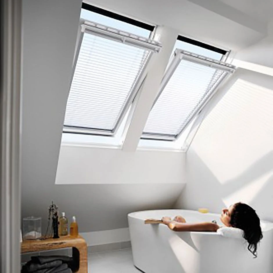 VELUX Dachfenster GGL 2069 Schwingfenster Holz Weiß Lack ENERGIE Hitzeschutz 7 VELUX Dachfenster GGL 2069 Schwingfenster Holz Weiß Lack ENERGIE Hitzeschutz – Bild 5