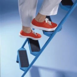 Wellhöfer Bodentreppe StahlBlau Dachbodentreppe -Baustoffe Geschäft wellhoefer bodentreppe stahlblau tritt 1